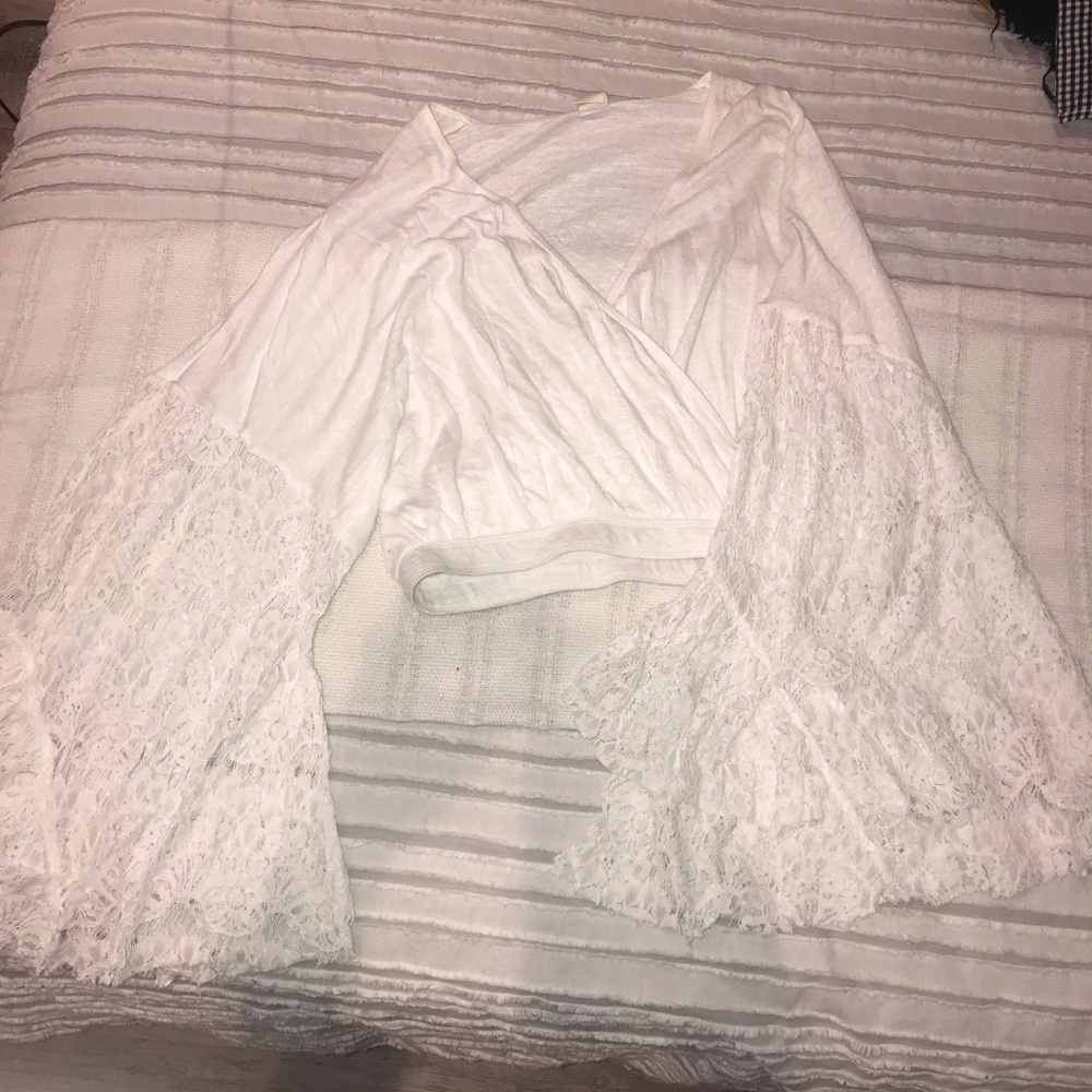 White lace bell sleeve blouse